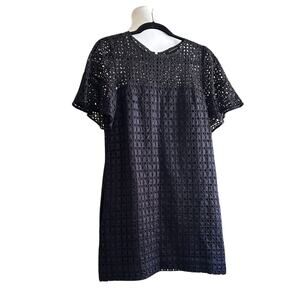 Banana Republic Eyelet Babydoll Dress Sz 4, Navy/Black Like New.
